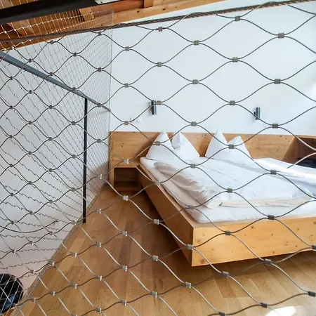 Schindlhaus Und Koia Premium Apart Otel 4*