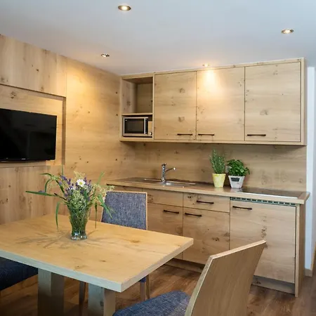 Schindlhaus Und Koia Premium מלון דירות סול