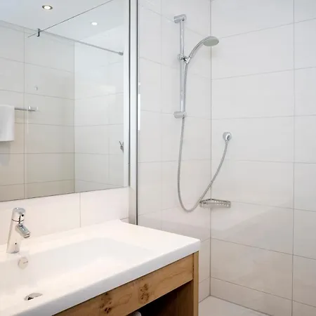 Schindlhaus Und Koia Premium 4* סול