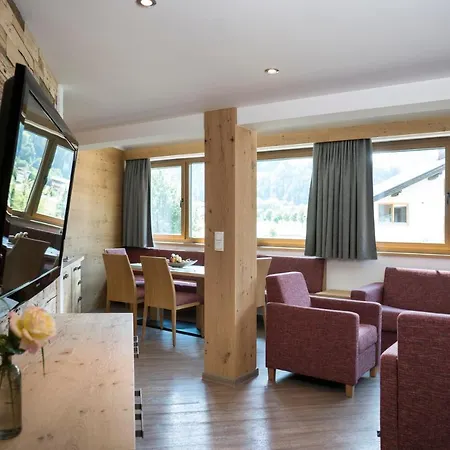 מלון דירות Schindlhaus Und Koia Premium סול