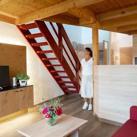 Schindlhaus Und Koia Premium מלון דירות 4*